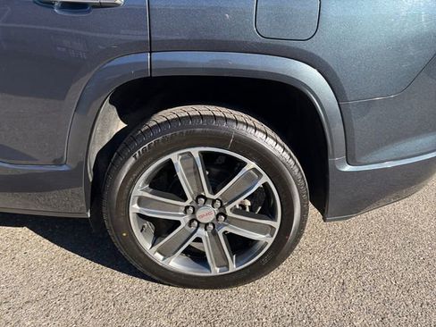 Used 2019 GMC Acadia Denali w/ GMC Pro Grade Package image 23