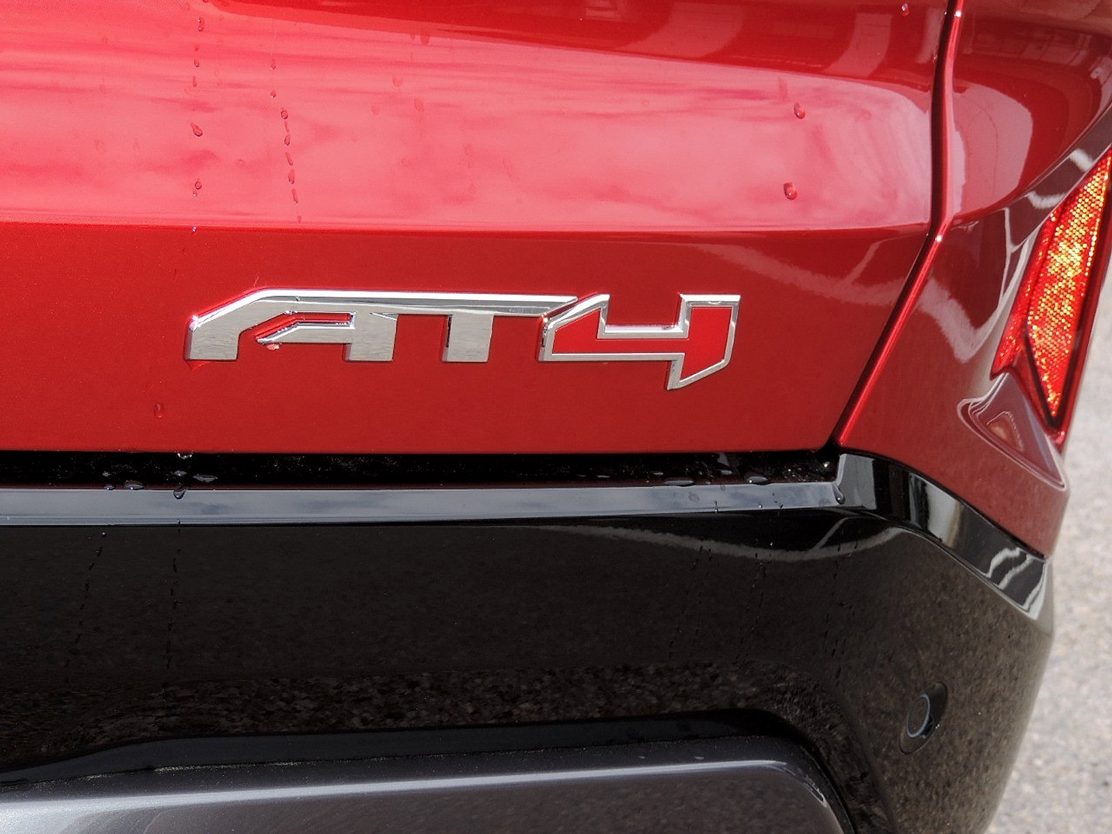 New 2027 GMC Terrain AT4 w/ Technology Package II AWD/4WD image 16