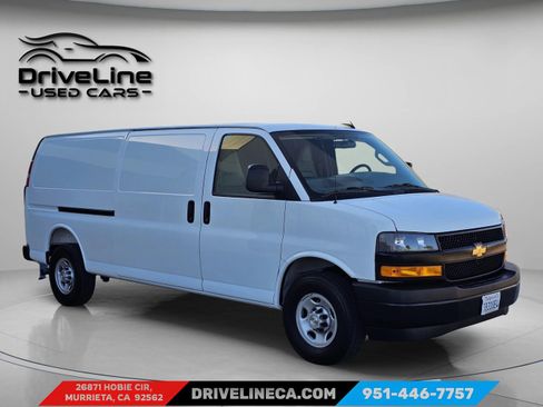 Used 2025 Chevrolet Express 2500 Extended w/ Driver Convenience Package image 7