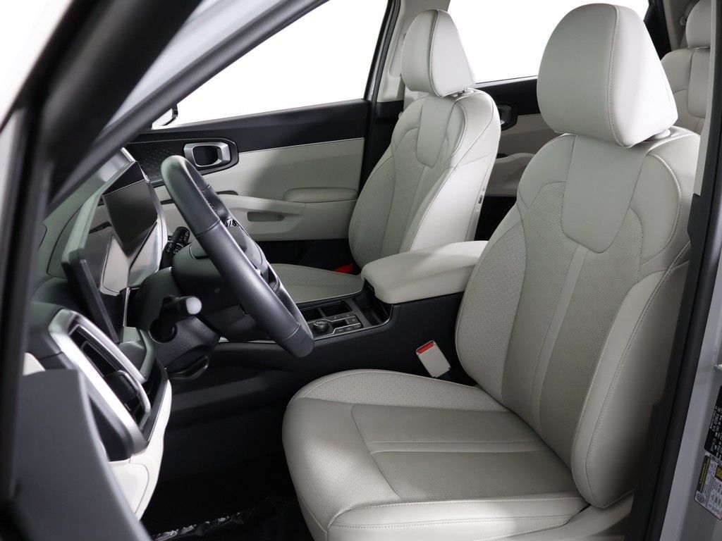 Certified 2026 Kia Sorento S FWD image 28