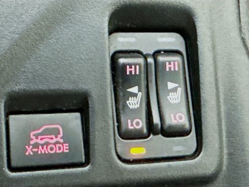 Used 2020 Subaru Crosstrek 2.0i Limited w/ Moonroof Package image 23