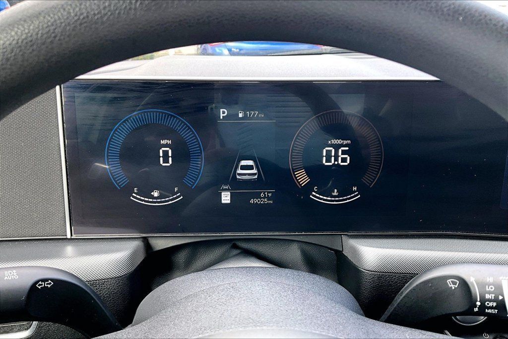 Used 2025 Hyundai Sonata SEL FWD image 13