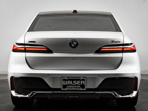 New 2026 BMW 740i xDrive w/ Executive Package image 10
