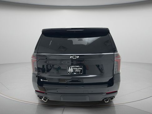 Used 2025 Chevrolet Suburban Z71 AWD/4WD image 6