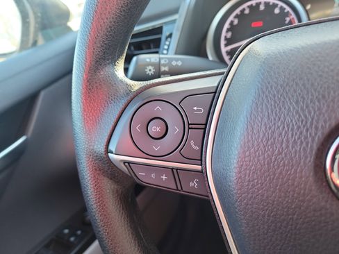 Used 2022 Toyota Camry LE image 24