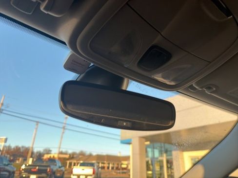 Used 2019 Jeep Cherokee Latitude Plus image 44