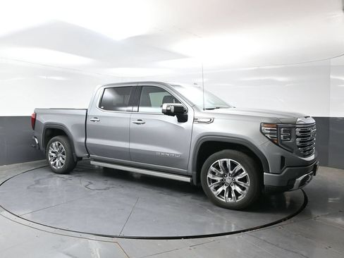 Used 2023 GMC Sierra 1500 Denali w/ Denali Reserve Package AWD/4WD image 6
