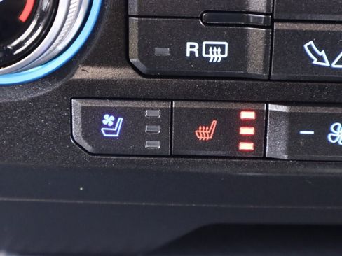 Used 2018 Ford F150 Lariat w/ Equipment Group 501A Mid image 30