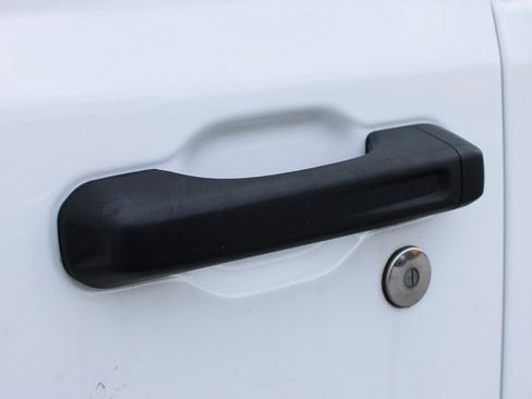 Used 2024 Jeep Wrangler Sport image 9