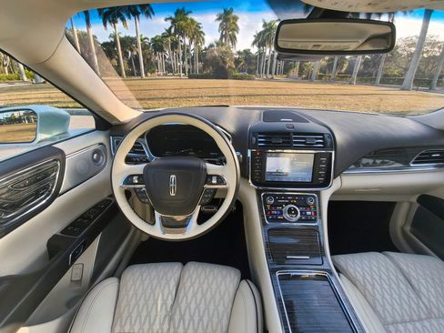 Used 2020 Lincoln Continental Black Label image 8