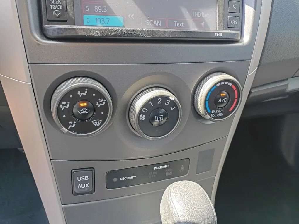 Used 2013 Toyota Corolla S w/ Premium Pkg FWD image 13