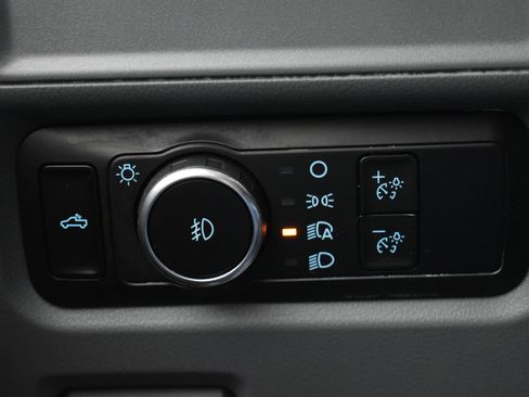 Used 2023 Ford F150 XLT w/ XTR Package image 18