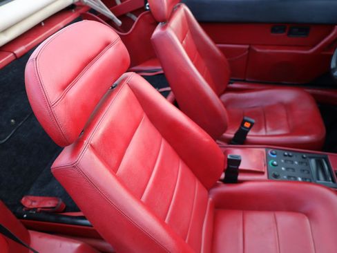 Used 1989 Ferrari Mondial T Cabriolet RWD image 25