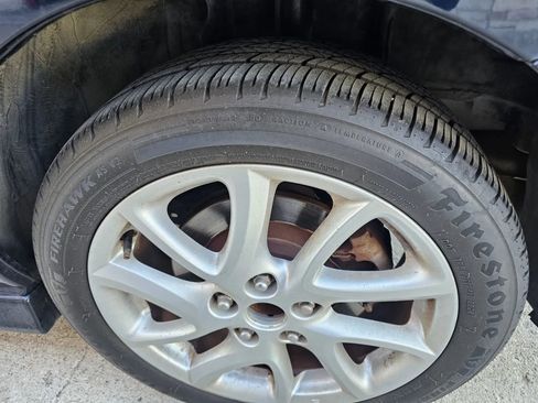 Used 2015 MAZDA MAZDA5 Touring image 19