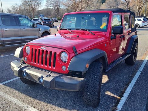 Used 2018 Jeep Wrangler Unlimited Sport S image 12