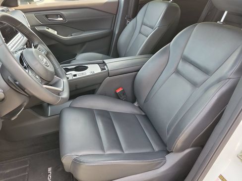 Used 2023 Nissan Rogue SL w/ SL Premium Package FWD image 11