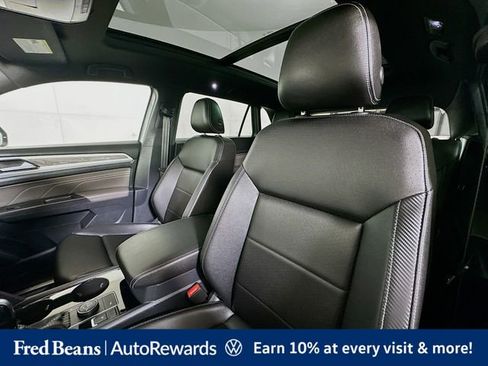 Used 2023 Volkswagen Atlas Cross Sport SE w/ Panoramic Sunroof Package AWD/4WD image 26