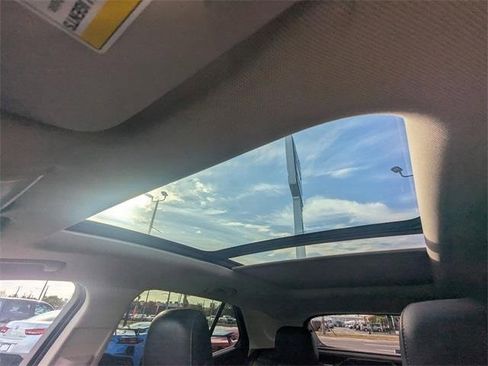 Used 2022 Buick Envision Avenir w/ Technology Package II image 20