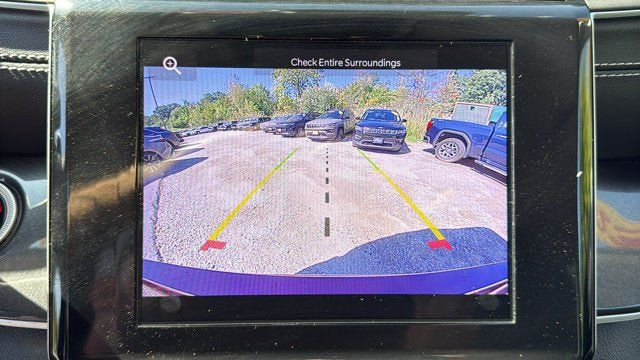 Used 2023 Jeep Grand Cherokee L Laredo AWD/4WD image 20