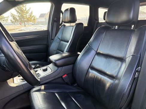 Used 2019 Jeep Grand Cherokee Limited image 13