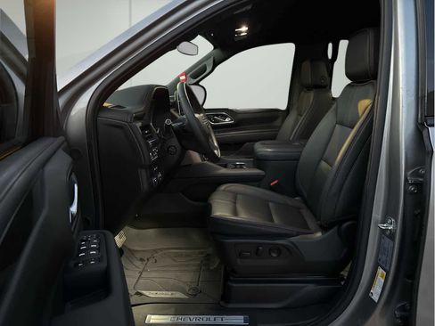 Used 2024 Chevrolet Tahoe RST w/ Luxury Package image 10