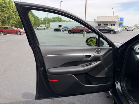 Used 2025 Hyundai Sonata SEL image 17