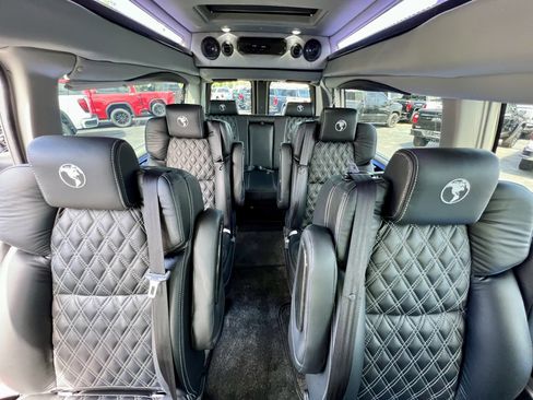 New 2026 GMC Savana 2500 Extended w/ Driver Convenience Package RWD image 28