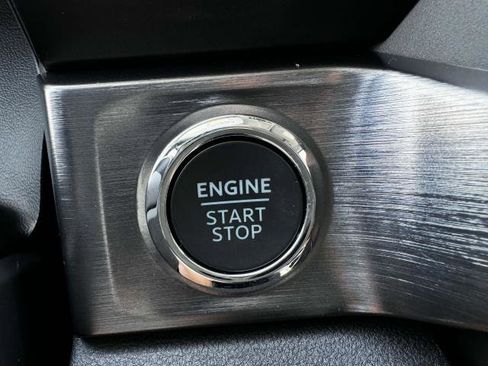 New 2025 Ford F250 Lariat w/ Lariat Ultimate Package image 19