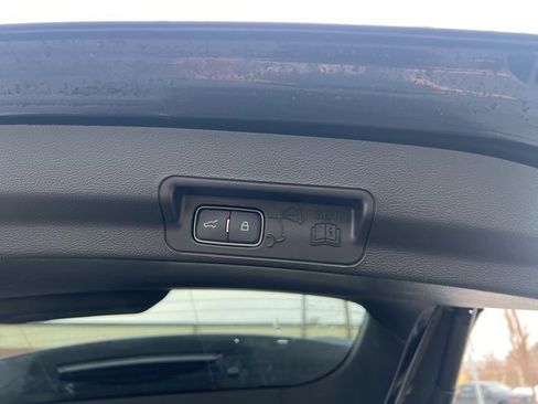 Used 2023 Ford Explorer ST w/ Equipment Group 401A image 17