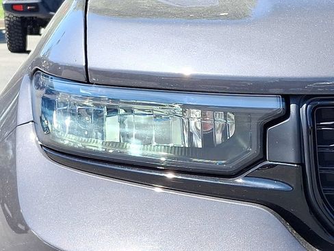 Used 2024 Jeep Grand Cherokee L Altitude AWD/4WD image 9