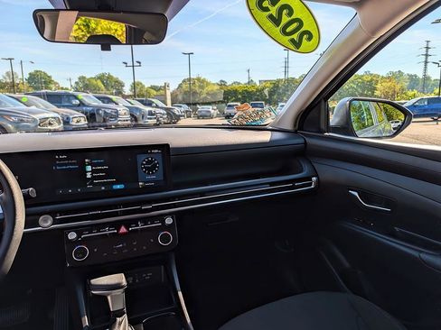 Used 2025 Hyundai Tucson SEL image 10