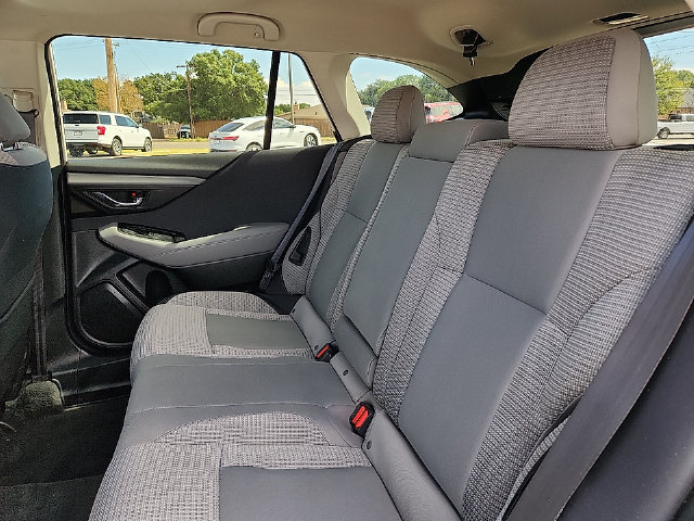 Used 2022 Subaru Outback Premium AWD/4WD image 11