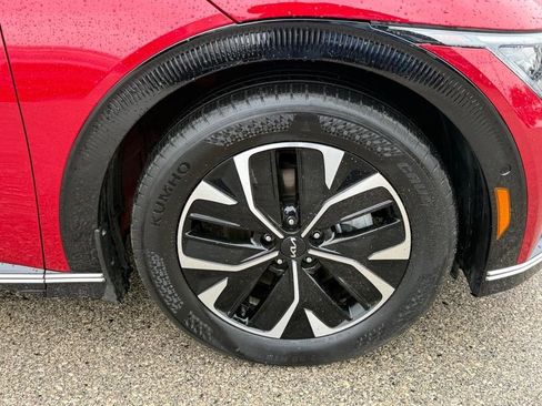 Used 2023 Kia EV6 Wind w/ Wind Technology Package AWD/4WD image 9