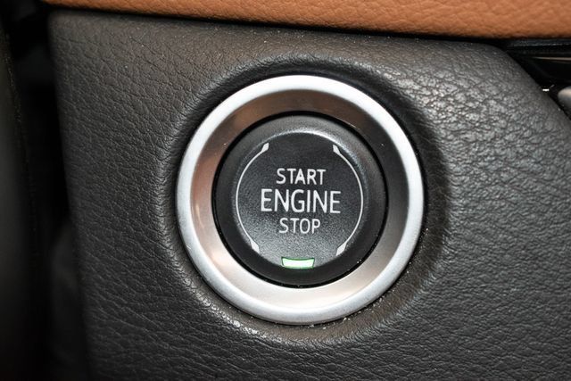 Used 2025 Cadillac XT4 Sport AWD/4WD image 28