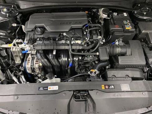 New 2026 Hyundai Elantra Limited image 36