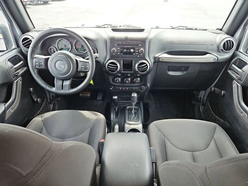 Used 2016 Jeep Wrangler Sport AWD/4WD image 18