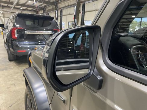 Certified 2025 Mercedes-Benz G 550 image 21