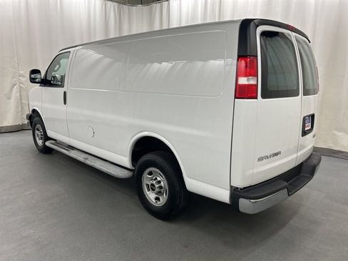 Used 2023 GMC Savana 2500 w/ Driver Convenience Package image 3