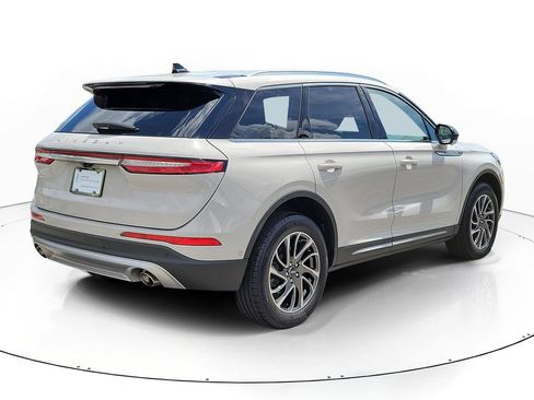 Certified 2020 Lincoln Corsair FWD image 3