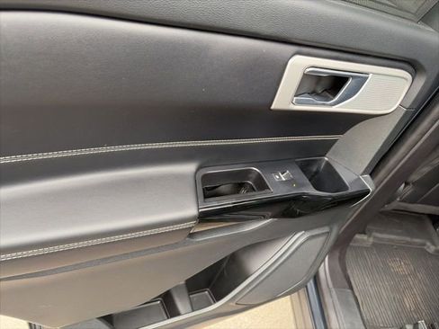 Used 2022 Ford Explorer ST w/ Equipment Group 401A image 12