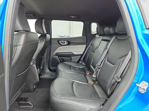 Used 2025 Jeep Compass Limited AWD/4WD image 10