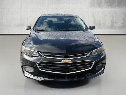 Used 2016 Chevrolet Malibu LT image 2