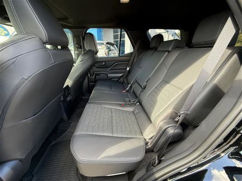 Used 2025 Toyota 4Runner TRD Off-Road Premium image 23