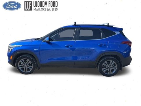 Used 2023 Kia Seltos S w/ Navigation Package image 3