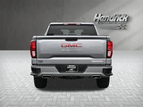 Used 2025 GMC Sierra 1500 Elevation image 9