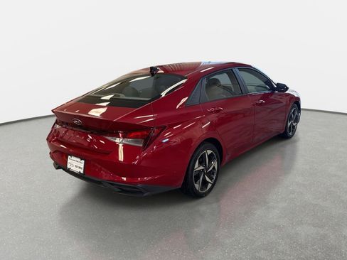 Certified 2023 Hyundai Elantra SEL w/ Convenience Package image 5