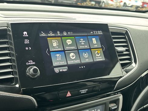 Used 2020 Honda Pilot Touring image 18