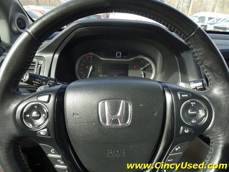 Used 2017 Honda Pilot Touring image 21
