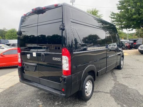 Used 2023 RAM ProMaster 2500 FWD image 4