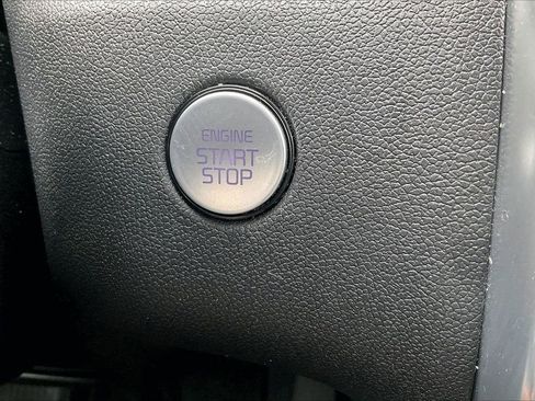 Used 2023 Kia Sorento SX image 30